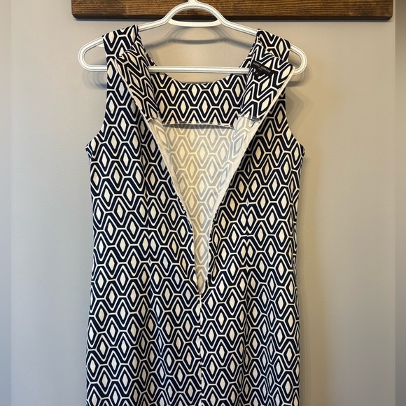 Mario Serrani White and Blue Sheath Dress Sleeveless Crew Neck size 8 - Picture 8 of 9